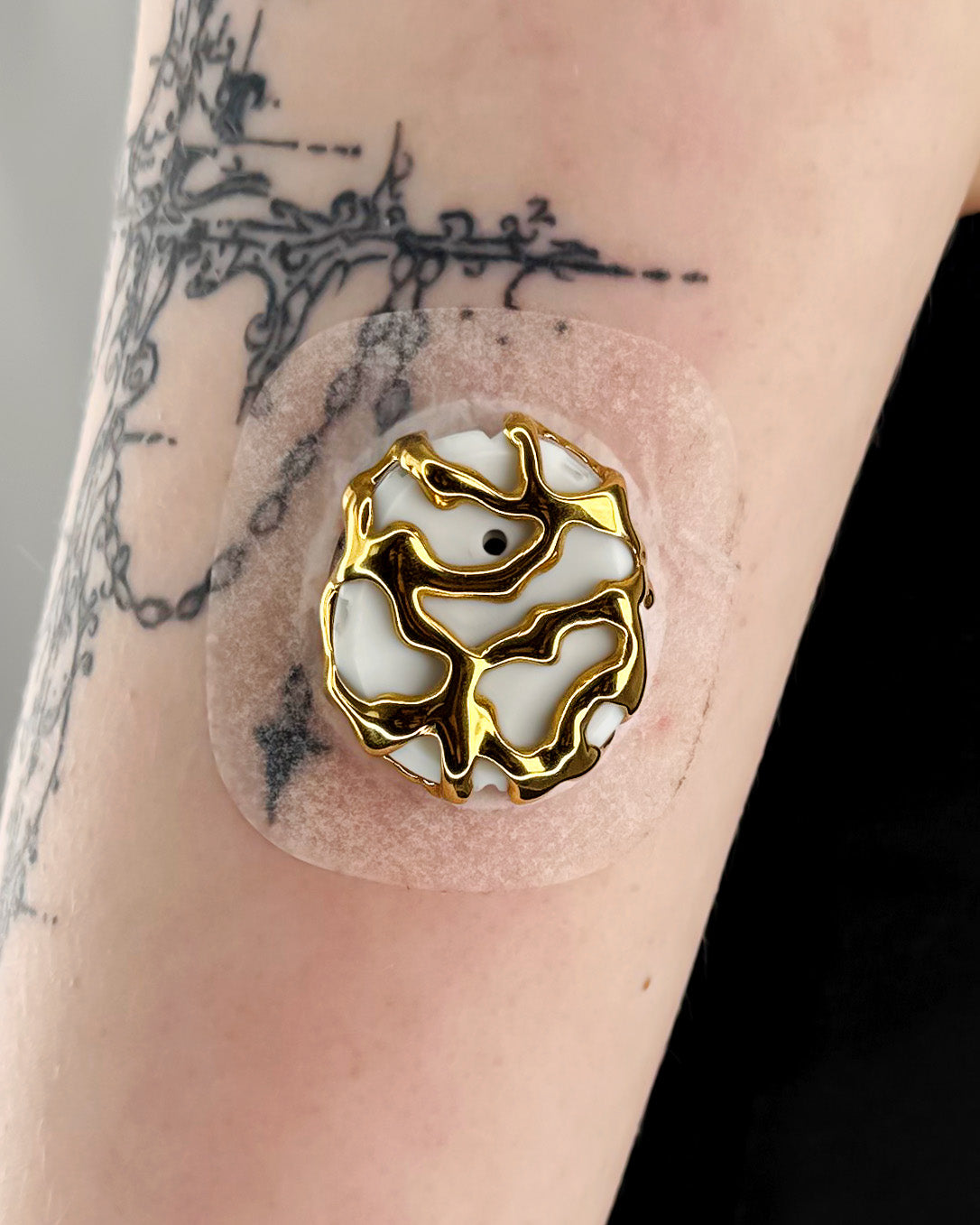 Venom — Dexcom G7 / One+ 18K Gold Plated